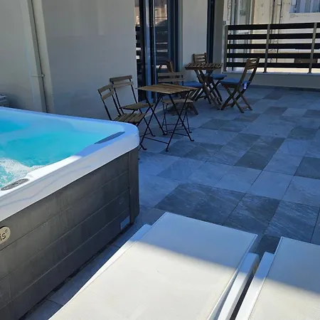 Rhodes Apartman