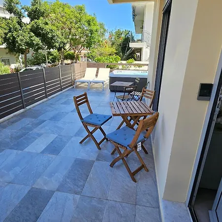 Rhodes Apartman *